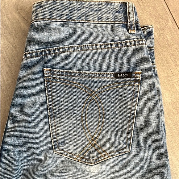 BARDOT NWOT Wide Leg Denim Jeans, Size 28 - Picture 3 of 14